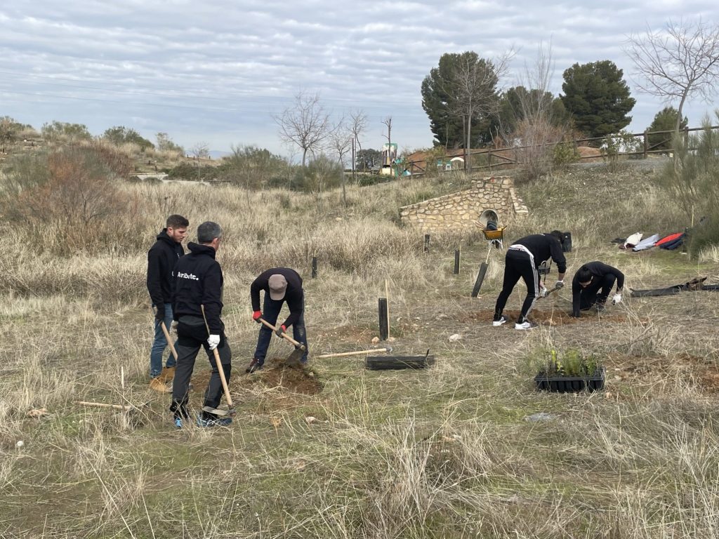 ESG Arribatec stock exchange planting flowers for the bees