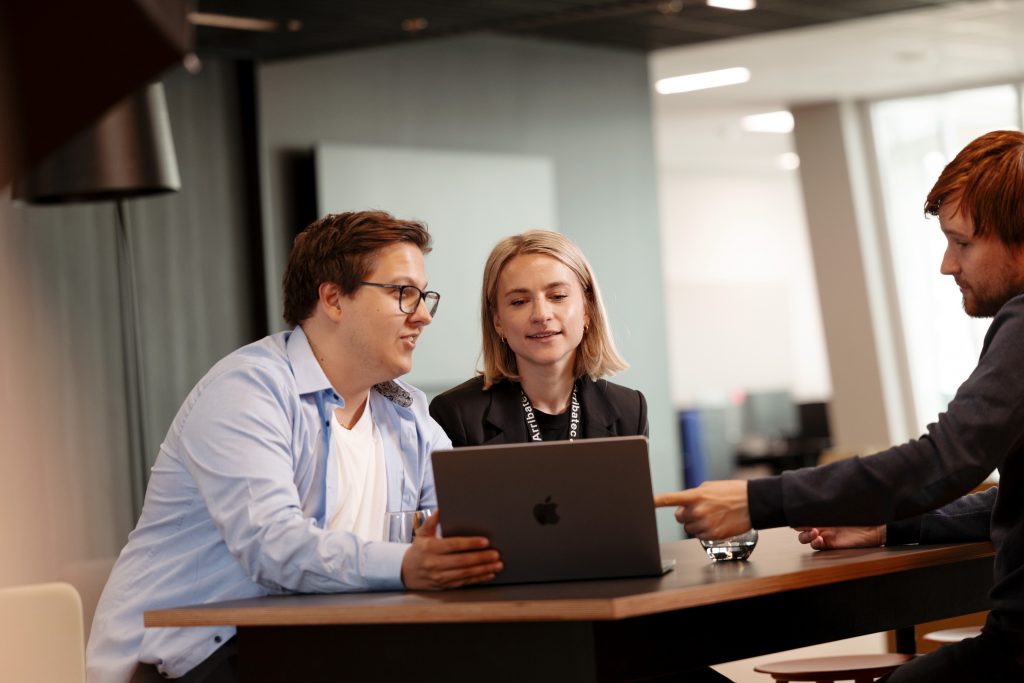 On-premise VS Cloud ERP: what is the best fit for your business? 1 Consultants and advisors