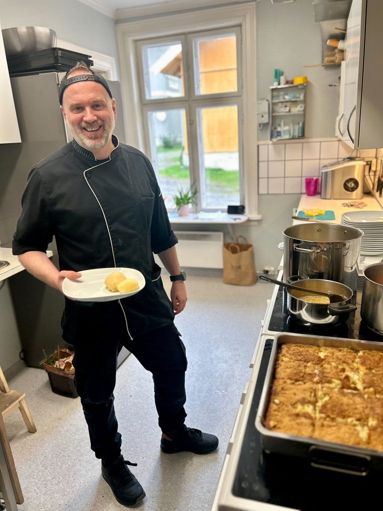 Sagatun Recovery in Hamar has a clear social mission: to create community, hope and coping for people in mental health and substance abuse. With Arribatec Cloud as their supplier, they get a stable and accessible IT everyday that makes it easier to focus on their core mission.