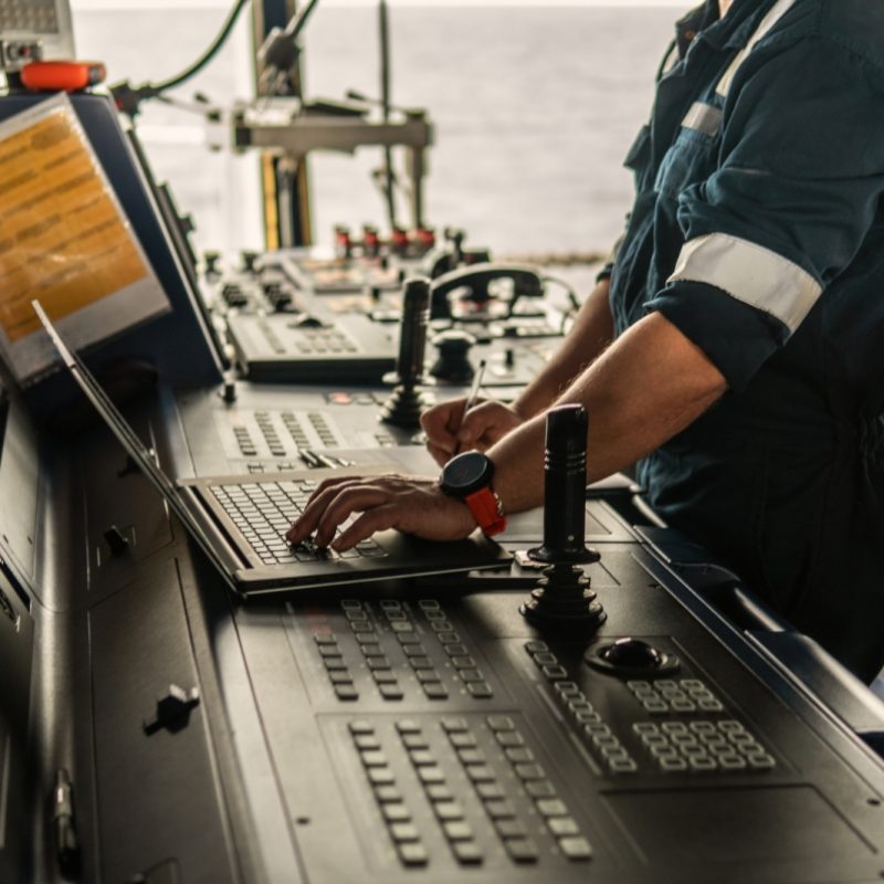 1200_303000279270 Maritime consulting services and management systems