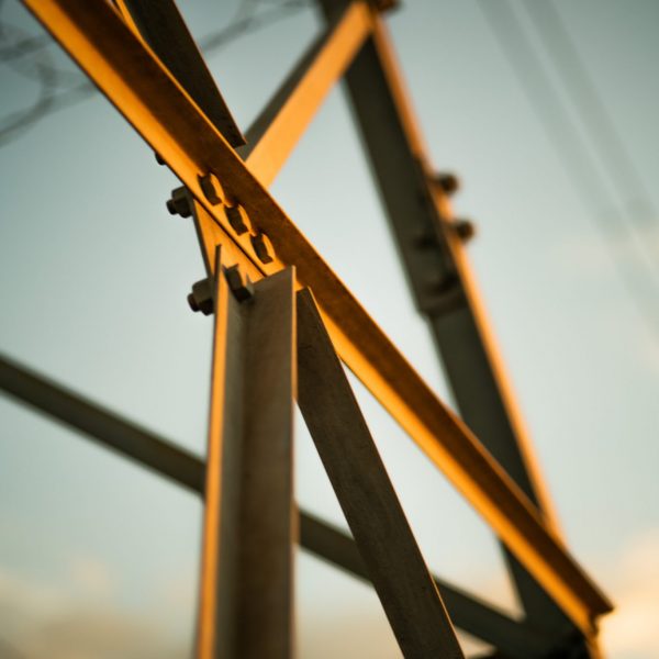 matthew-alexander-XWXOBNgx0yQ-unsplash IT løsninger for produksjon og logistikk